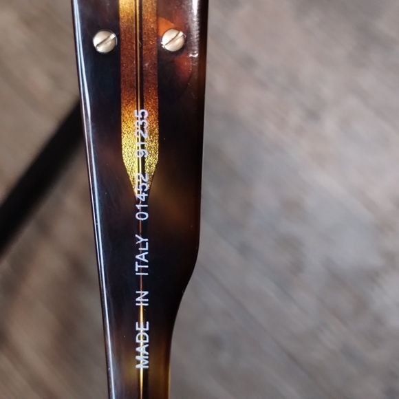 EUC CHANEL SUNGLASSES - Picture 5 of 16